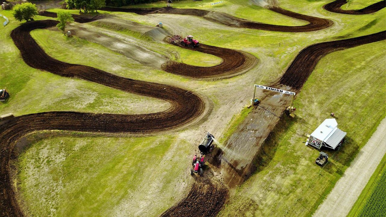pilot-mound